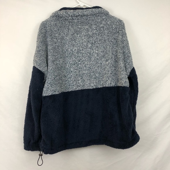 Doe & Rae Navy Blue Faux Fur Pullover. Half Zip! - Picture 4 of 4